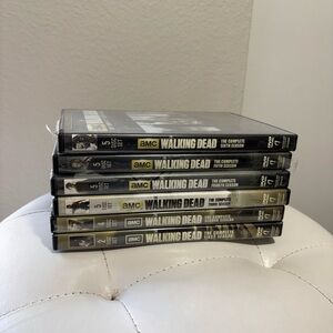 Walking Dead DVD Box Set - Black